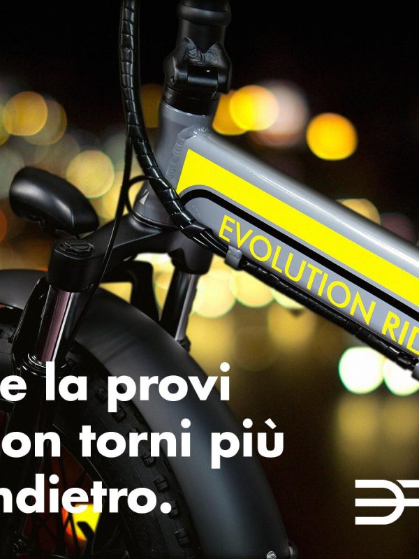 😯 La nostra E-Bike Sport è un modello “fat bike” pieghevole; la sua grande autonomia la rende perfetta ed affidabile per l’uso quotidiano anche prolungato